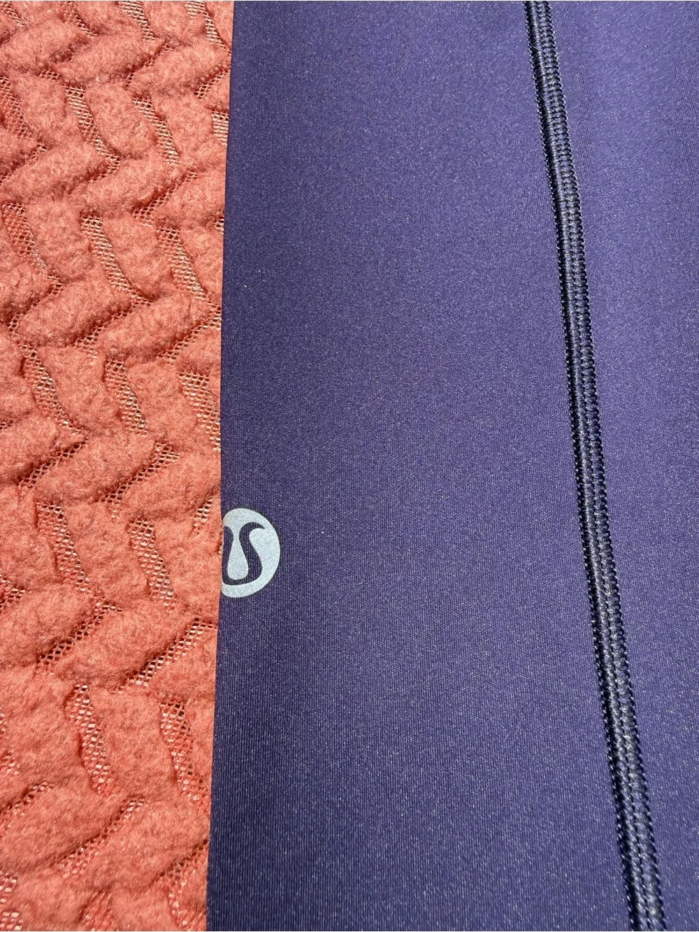 Women’s lot Lululemon 5 leggings/yoga pants mint condition! Size 6